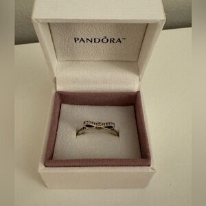 Pandora Sparkling Bow Ring